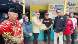 Kukar Regency Government Distributes Aid for Forest Fire Volunteers